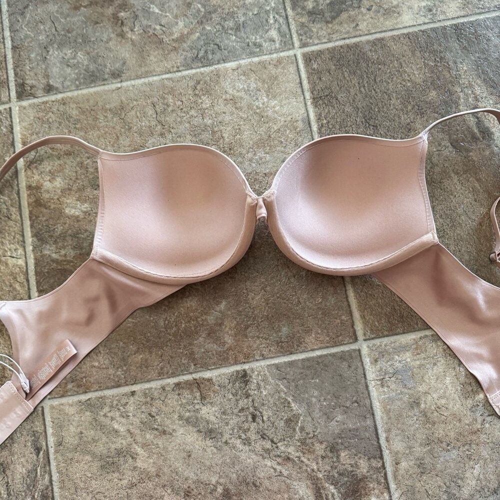 SKIMS Nude Bra - Picture 10 of 11